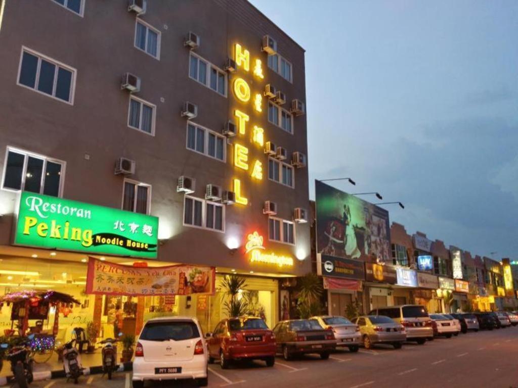 Mornington Hotel Medan Ipoh Exteriör bild