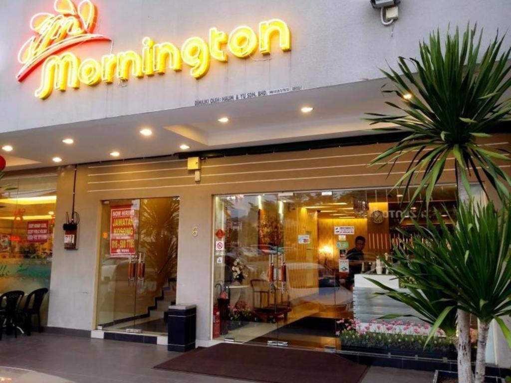 Mornington Hotel Medan Ipoh Exteriör bild