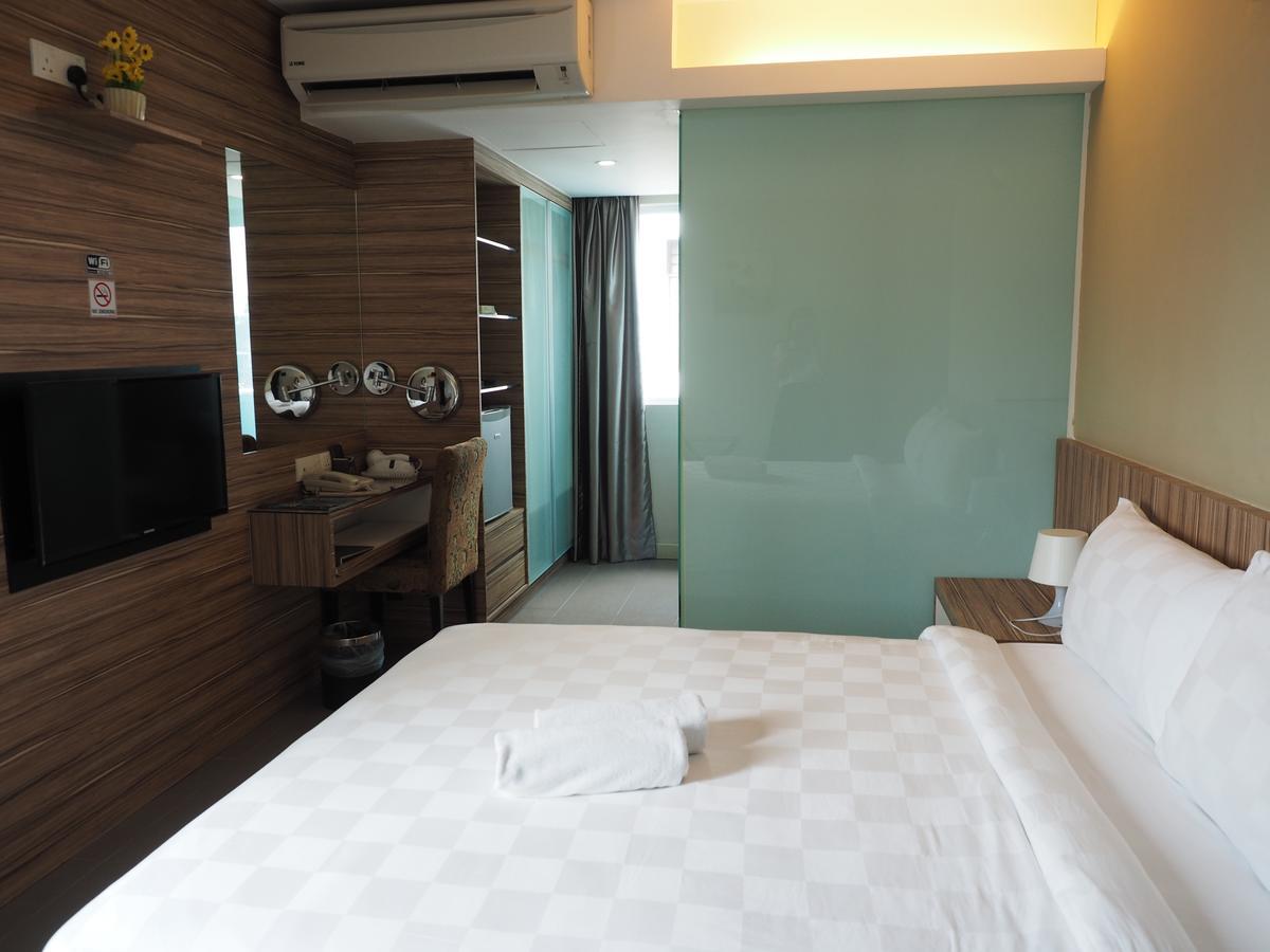 Mornington Hotel Medan Ipoh Exteriör bild